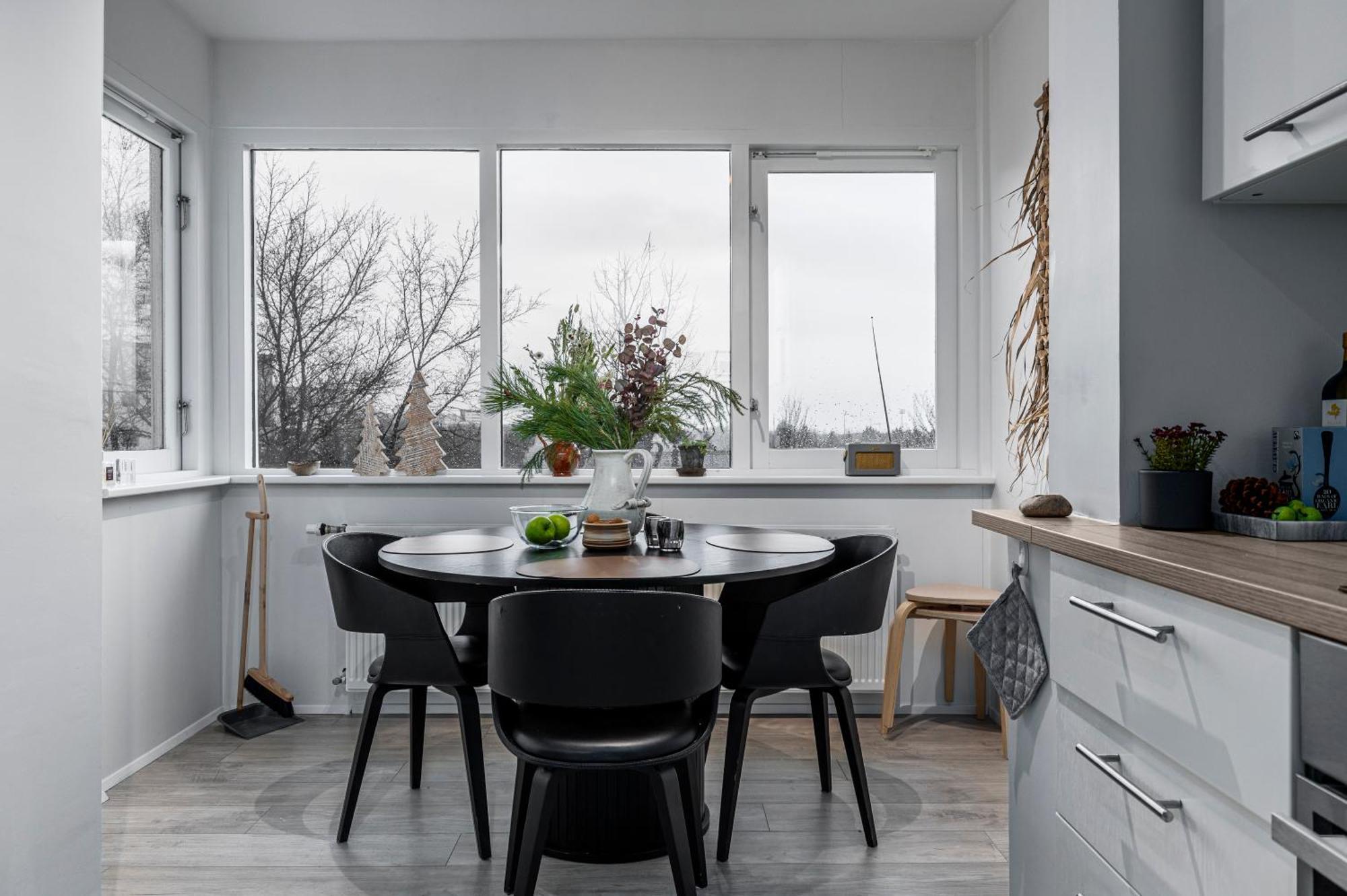 A Very Cosy 2 Bedrooms In * Reykjavik
